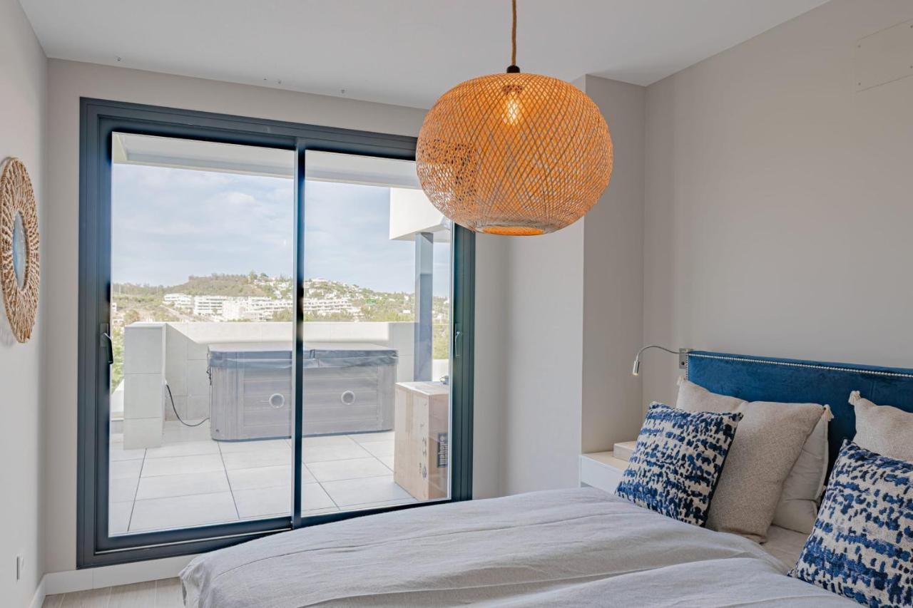 Magnificent Frontline Golf Penthouse In Navigolf La Cala De Mijas公寓 外观 照片