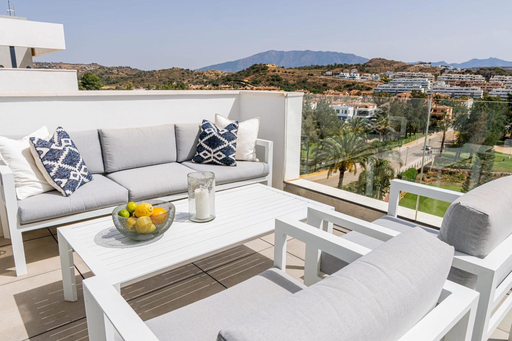 Magnificent Frontline Golf Penthouse In Navigolf La Cala De Mijas公寓 外观 照片